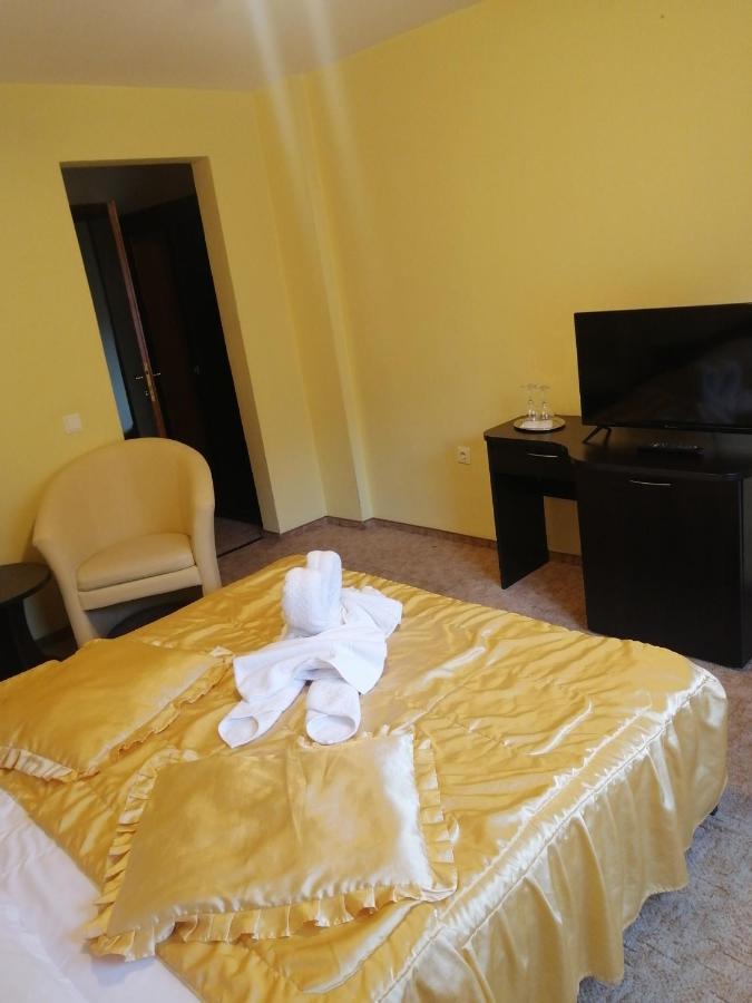 White Horse Hotel Predeal Bagian luar foto