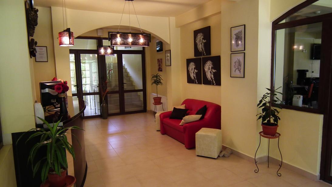 White Horse Hotel Predeal Bagian luar foto